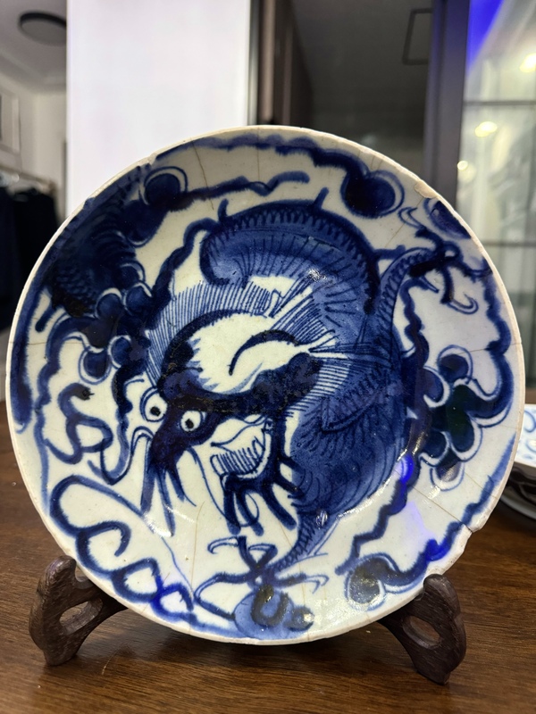 古玩陶瓷過墻龍紋青花盤拍賣,當前價格688元