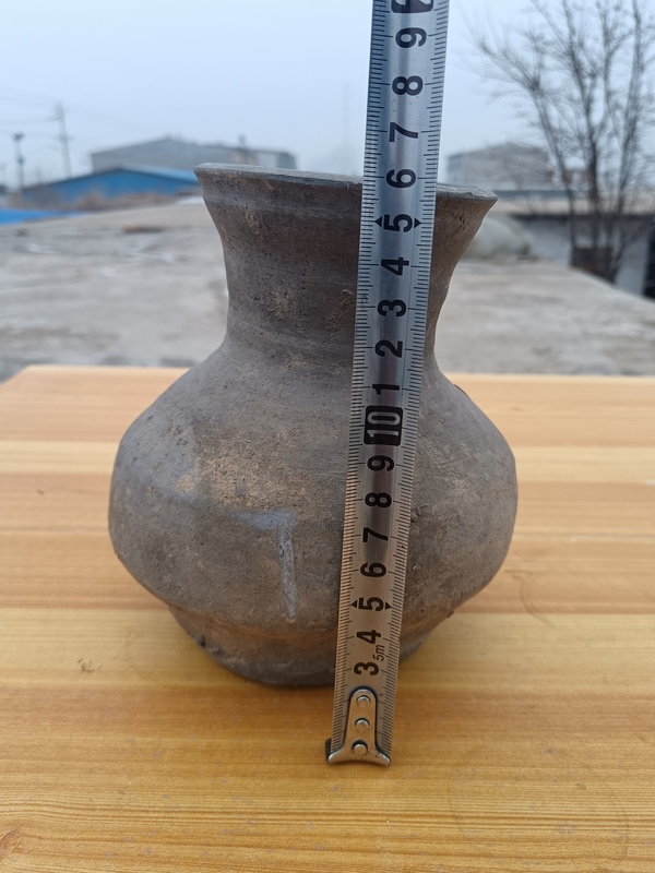 古玩陶瓷漢代~灰陶撇口瓶拍賣,當前價格288元