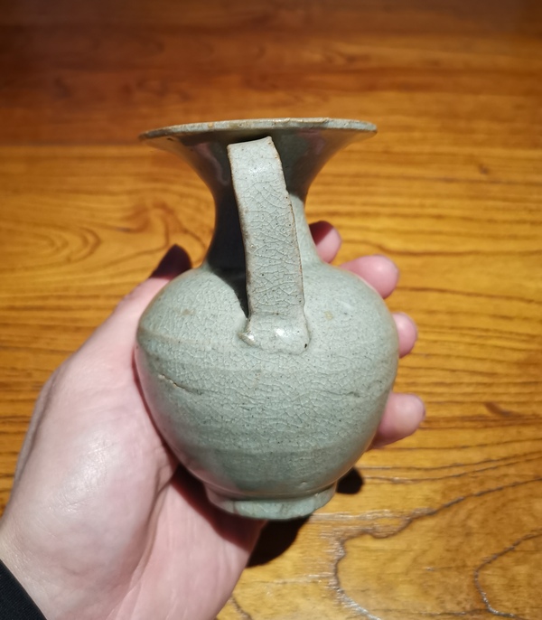 古玩陶瓷宋元青釉小執(zhí)壺拍賣,當(dāng)前價(jià)格1800元