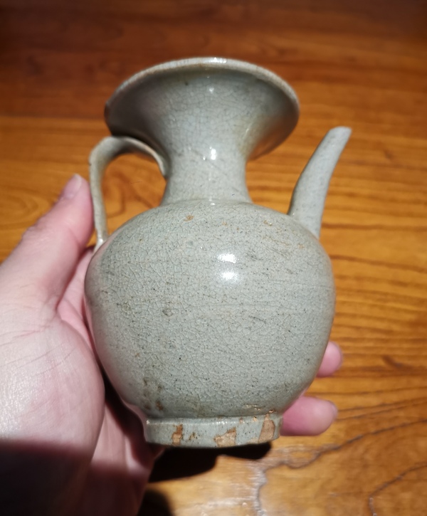 古玩陶瓷宋元青釉小執(zhí)壺拍賣,當(dāng)前價(jià)格1800元