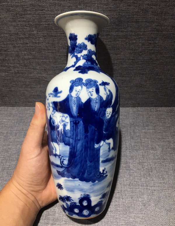 古玩轉(zhuǎn)賣(mài)清晚期 青花通景大人物仕女?huà)霊驁D羅漢瓶拍賣(mài),當(dāng)前價(jià)格0元