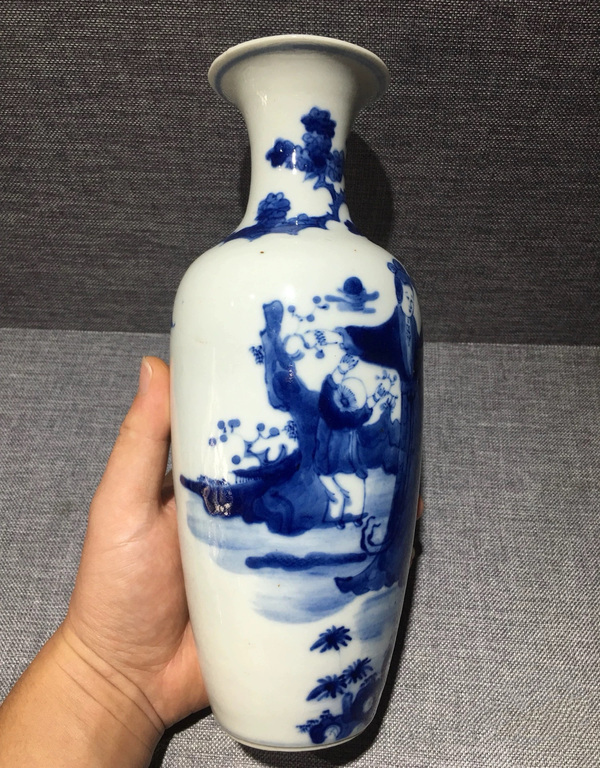 古玩陶瓷清晚期 青花通景大人物仕女嬰戲圖羅漢瓶拍賣,當前價格6500元
