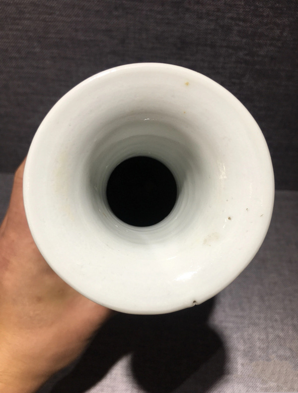 古玩陶瓷清晚期 青花通景大人物仕女嬰戲圖羅漢瓶拍賣,當前價格6500元