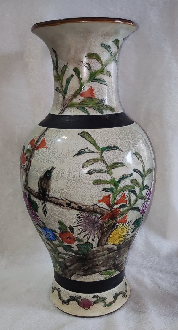 古玩陶瓷哥釉粉彩花鳥紋撇口瓶拍賣,當前價格1168元
