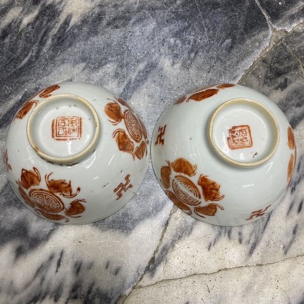 古玩陶瓷晚清民國福壽紋礬紅小碗拍賣,當前價格255元