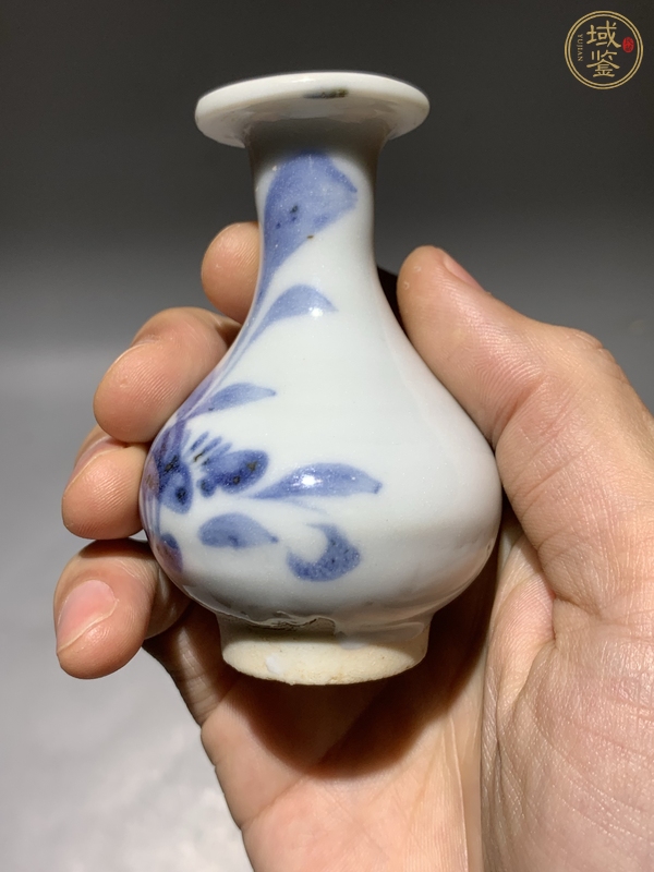 古玩陶瓷明末清初·青花花卉紋玉壺春瓶真品鑒賞圖