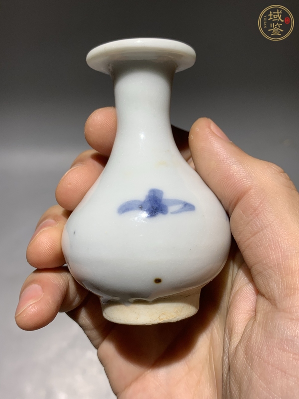 古玩陶瓷明末清初·青花花卉紋玉壺春瓶真品鑒賞圖