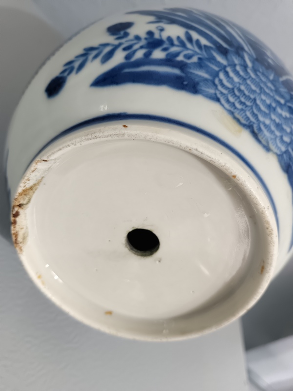 古玩陶瓷清乾隆名品菲茨休細路青花花卉瓶拍賣,當前價格3600元