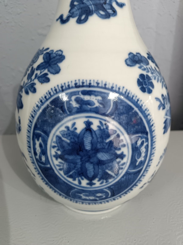 古玩陶瓷清乾隆名品菲茨休細路青花花卉瓶拍賣,當前價格3600元