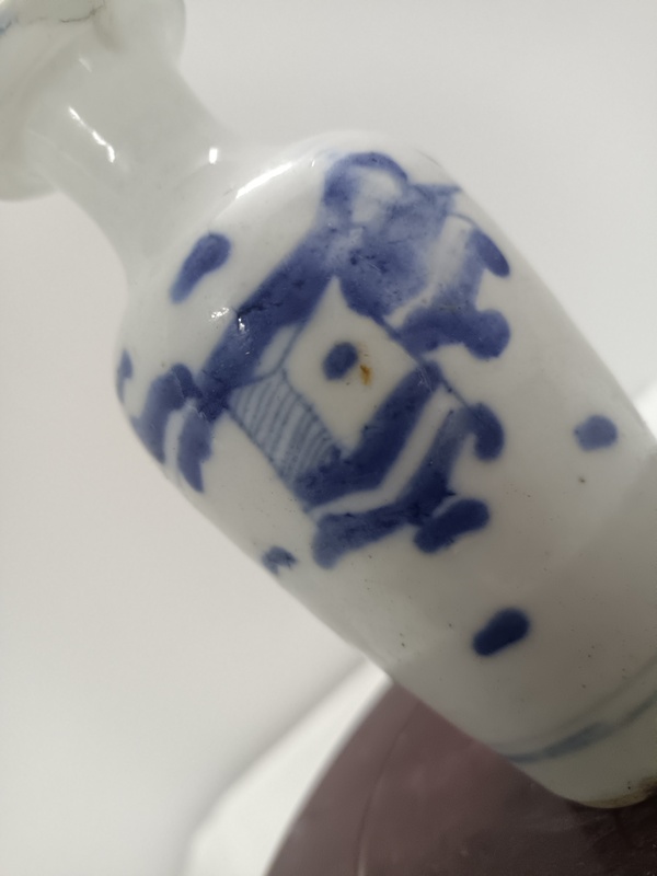 古玩陶瓷清中晚青花博古圖撇口瓶拍賣，當(dāng)前價格800元
