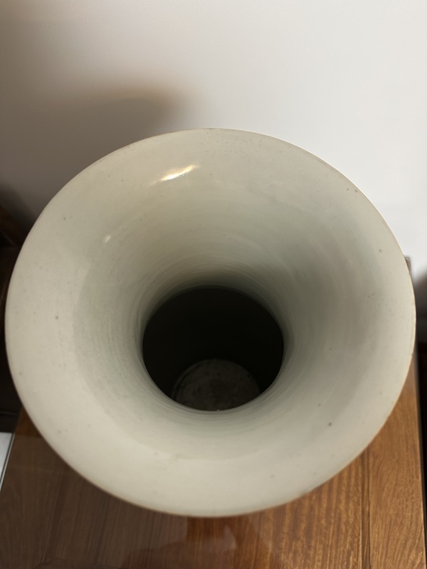 古玩陶瓷礬紅獅紋雙鋪首撇口瓶拍賣,當(dāng)前價(jià)格11000元