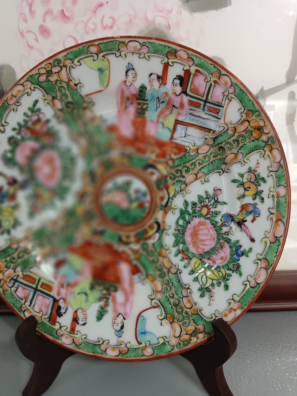 古玩陶瓷全美品晚清-民國(guó)廣彩西廂記人物盤拍賣,當(dāng)前價(jià)格650元
