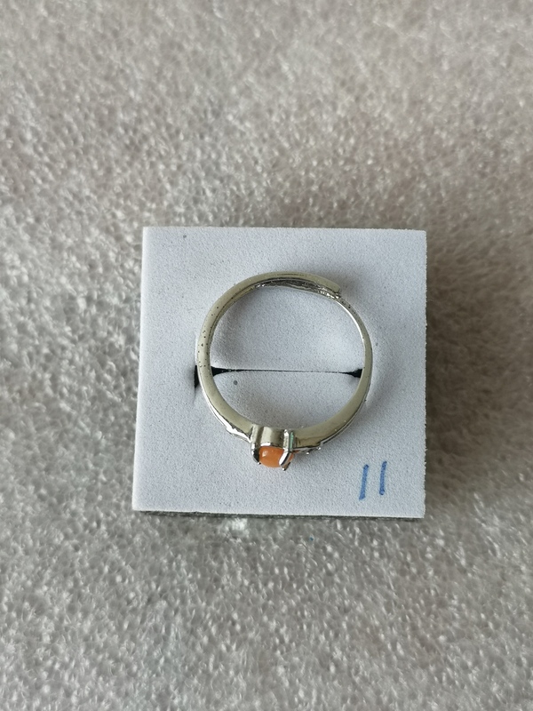 古玩玉器天然翡翠鑲嵌戒指拍賣,當前價格220元