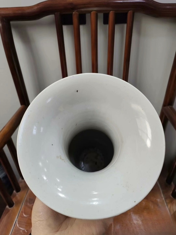 古玩陶瓷淺絳十老張子英親筆所做淺降彩富貴白頭問花觚拍賣,當前價格8000元