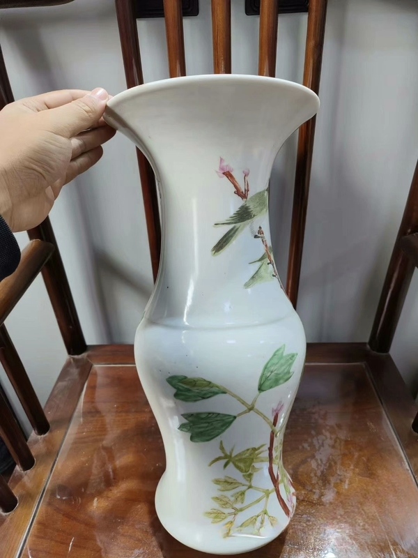 古玩陶瓷淺絳十老張子英親筆所做淺降彩富貴白頭問花觚拍賣,當前價格8000元