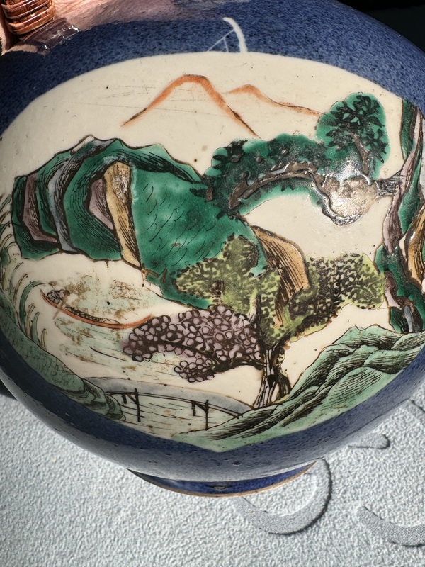 古玩陶瓷清光緒 撒藍釉開窗五彩山水人物紋瓶拍賣,當前價格48000元