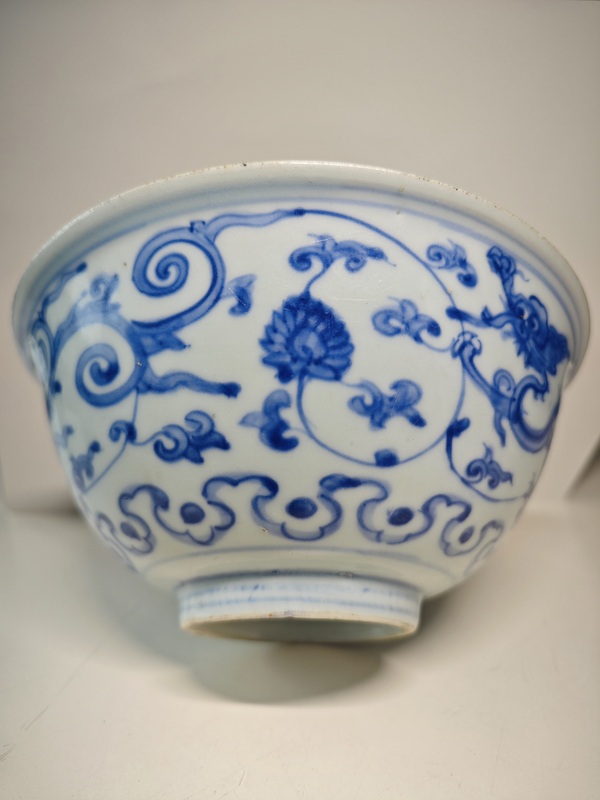古玩陶瓷明嘉靖青花夔龍紋茶碗拍賣,當前價格6789元