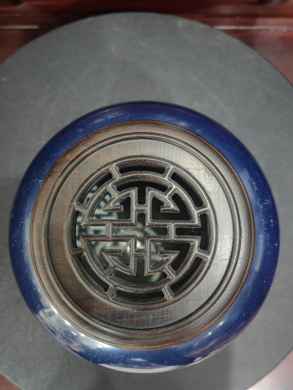 古玩陶瓷康雍霽藍(lán)釉罐拍賣,當(dāng)前價格22000元