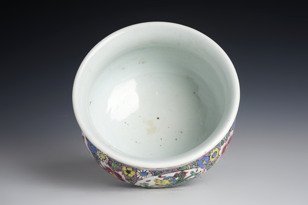古玩陶瓷清雍正·粉彩山水龍紋香爐拍賣,當(dāng)前價(jià)格36800元