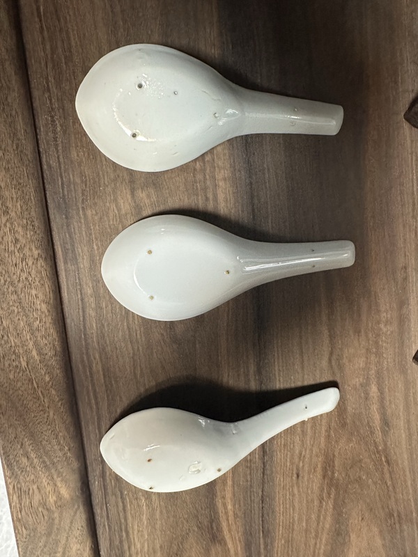古玩陶瓷蝶紋粉彩湯勺拍賣,當(dāng)前價(jià)格600元