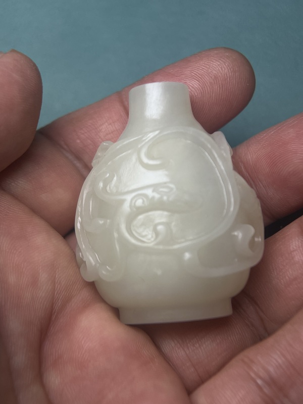 古玩玉器清中期白玉龍鳳紋鼻煙壺拍賣,當前價格68800元
