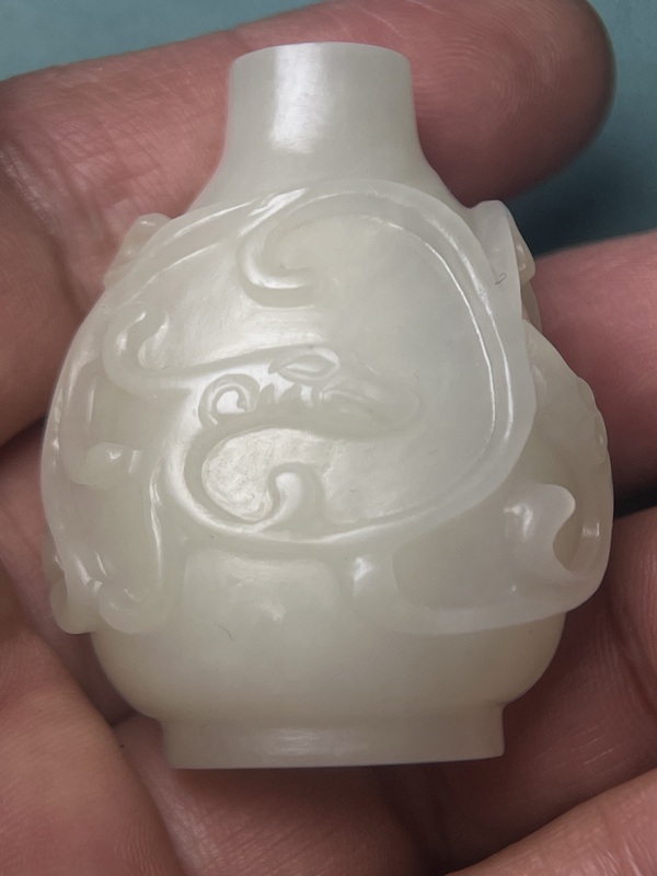 古玩玉器清中期白玉龍鳳紋鼻煙壺拍賣,當前價格68800元