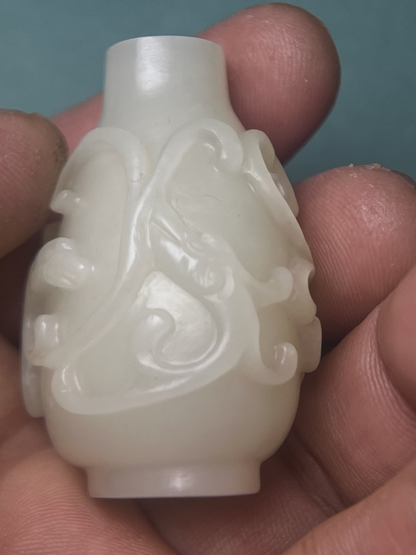 古玩玉器清中期白玉龍鳳紋鼻煙壺拍賣,當前價格68800元