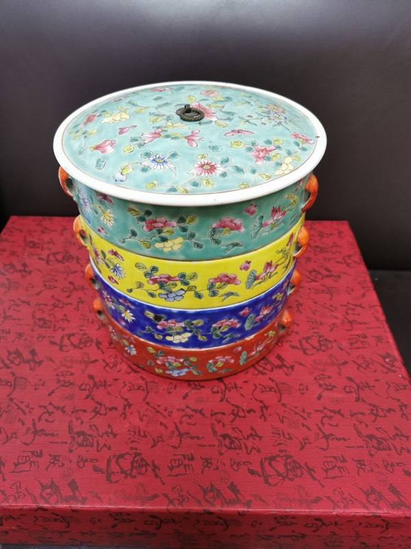 古玩陶瓷粉彩花卉紋食盒拍賣,當前價格5500元