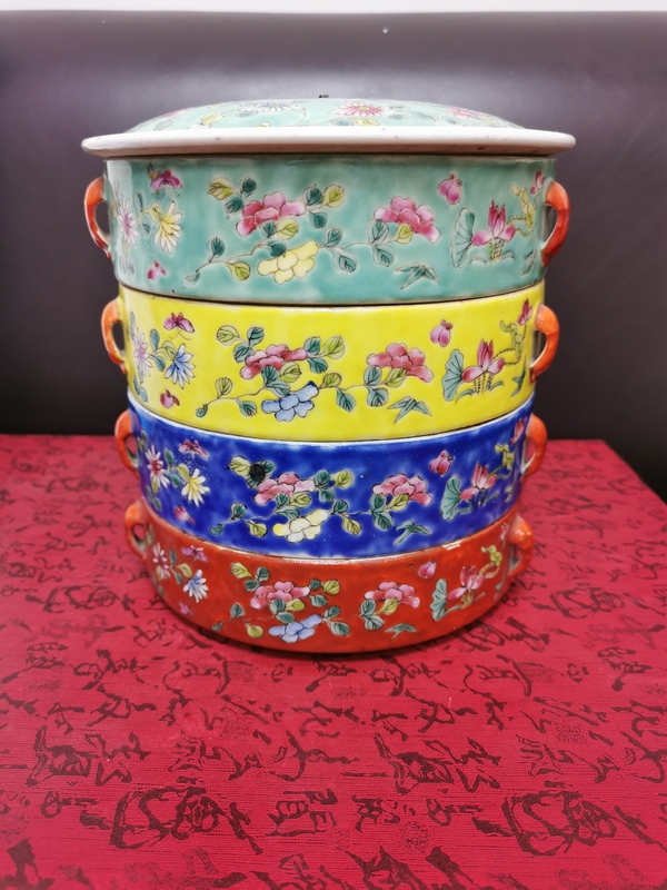 古玩陶瓷粉彩花卉紋食盒拍賣,當前價格5500元