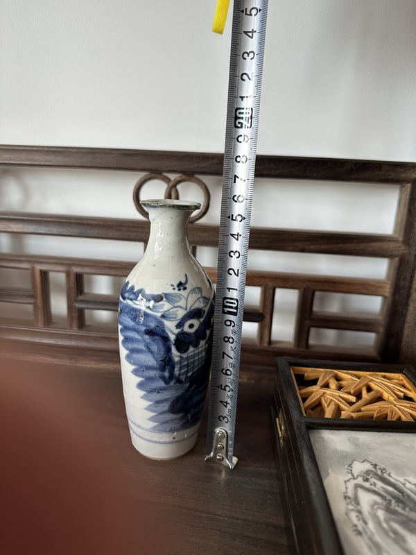 古玩陶瓷青花荷花紋小瓶拍賣,當前價格1450元
