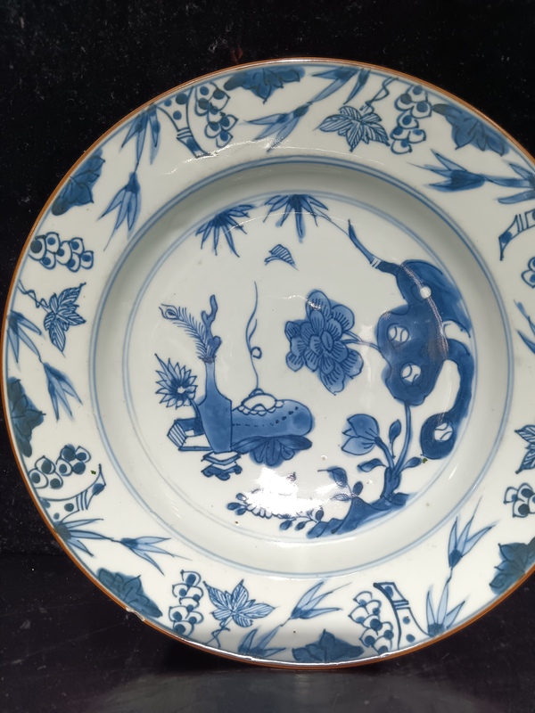 古玩陶瓷清康熙?博古紋青花盤拍賣,當前價格1500元