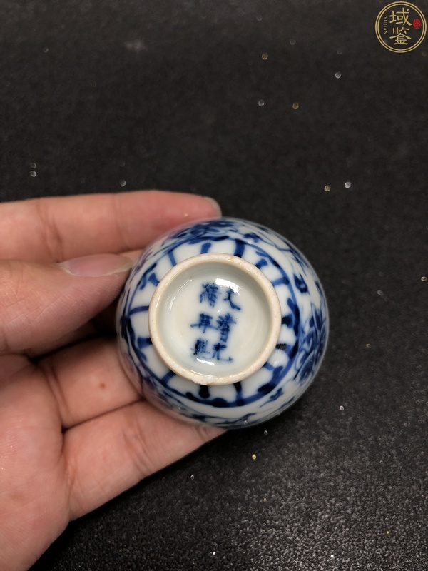古玩陶瓷一對大清光緒年製本朝款青花纏寶相蓮紋杯拍賣,當前價格2680元