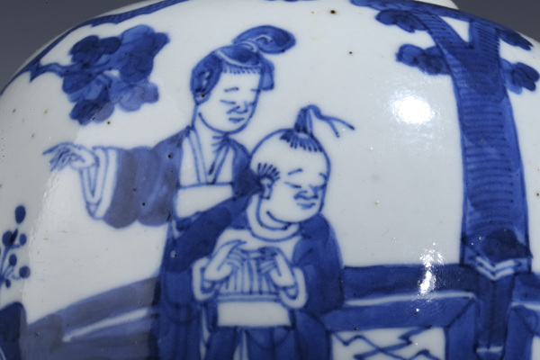 古玩陶瓷晚清·青花庭院仕女嬰戲紋罐拍賣,當前價格2588元
