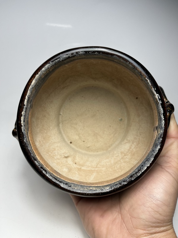 古玩陶瓷烏金釉獸耳香爐拍賣,當前價格2888元