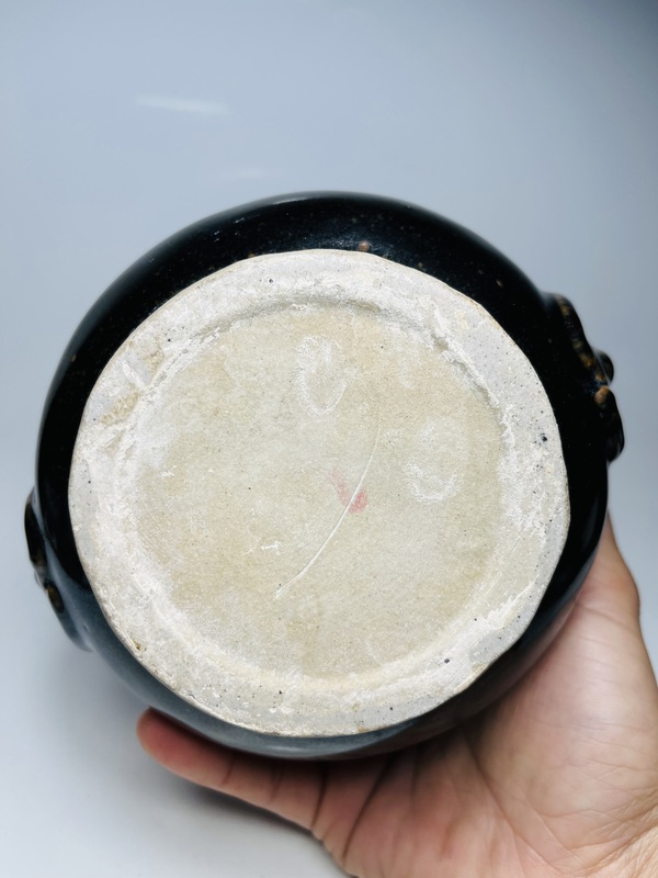 古玩陶瓷烏金釉獸耳香爐拍賣,當前價格2888元
