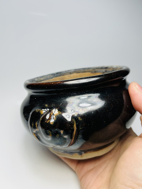 古玩陶瓷烏金釉獸耳香爐拍賣,當前價格2888元