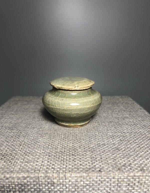 古玩陶瓷元代龍泉青釉胭脂罐（大窯精品）拍賣，當(dāng)前價(jià)格3200元