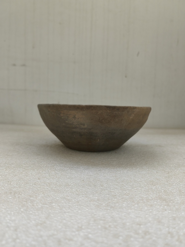 古玩陶瓷灰陶碗拍賣,當(dāng)前價(jià)格480元
