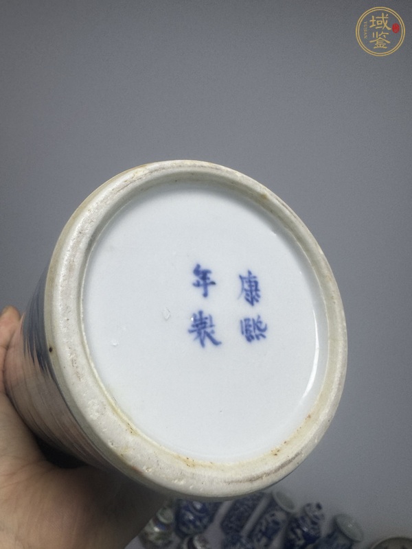 古玩陶瓷青花趕珠龍紋箭筒真品鑒賞圖