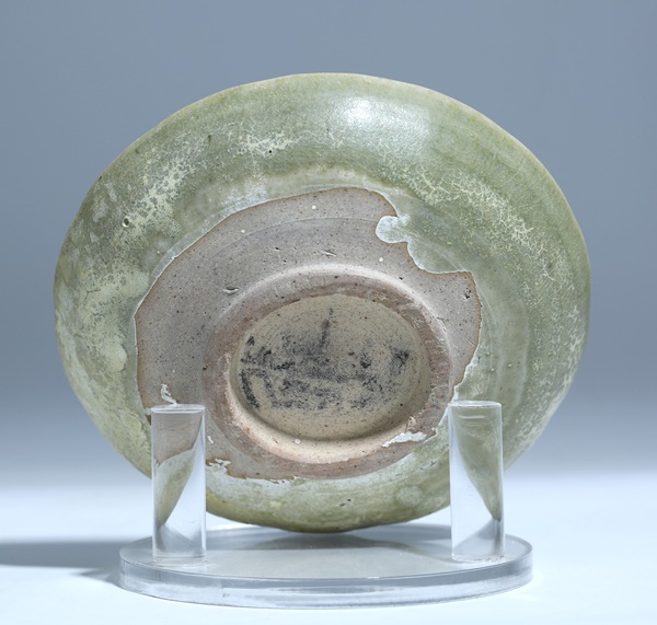古玩陶瓷元代鈞窯青釉花口盤拍賣，當前價格1900元
