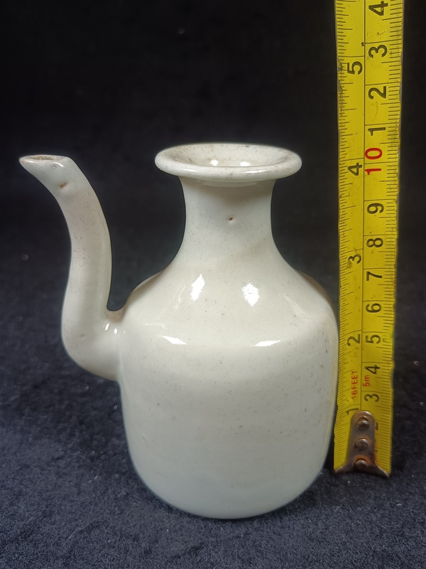 古玩陶瓷(全品)晚清白釉壺拍賣,當前價格150元