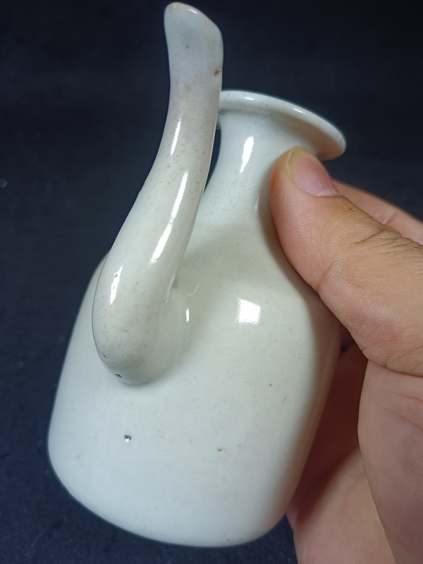 古玩陶瓷(全品)晚清白釉壺拍賣,當前價格150元