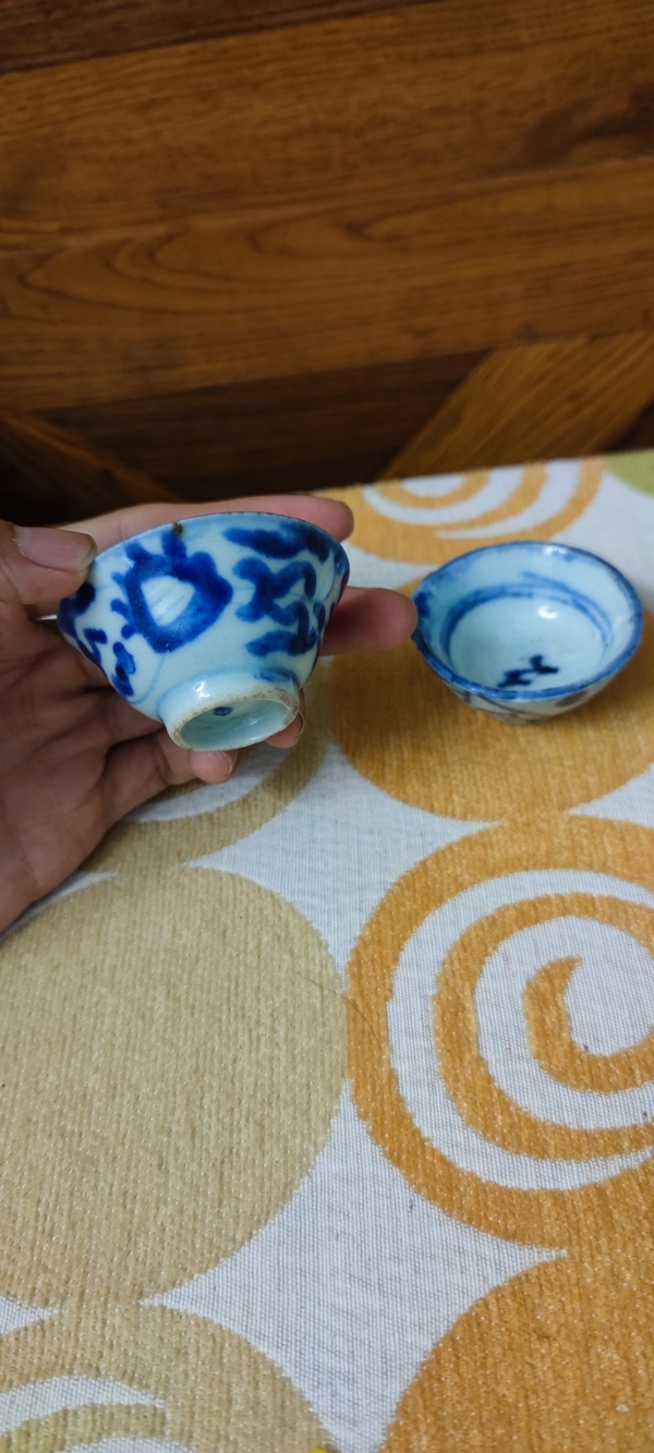 古玩陶瓷清中期.全品青花纏枝花卉杯2個388拍賣,當前價格388元