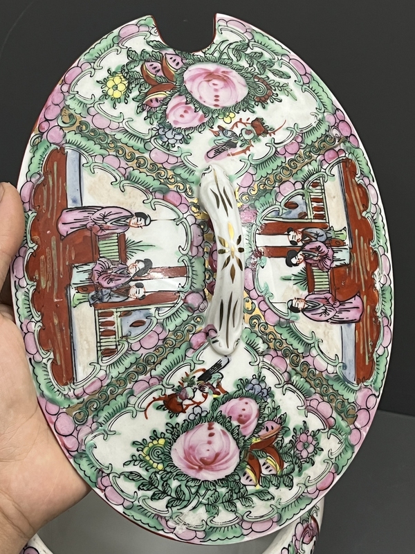 古玩陶瓷廣彩人物故事紋蓋鍋拍賣,當前價格8600元