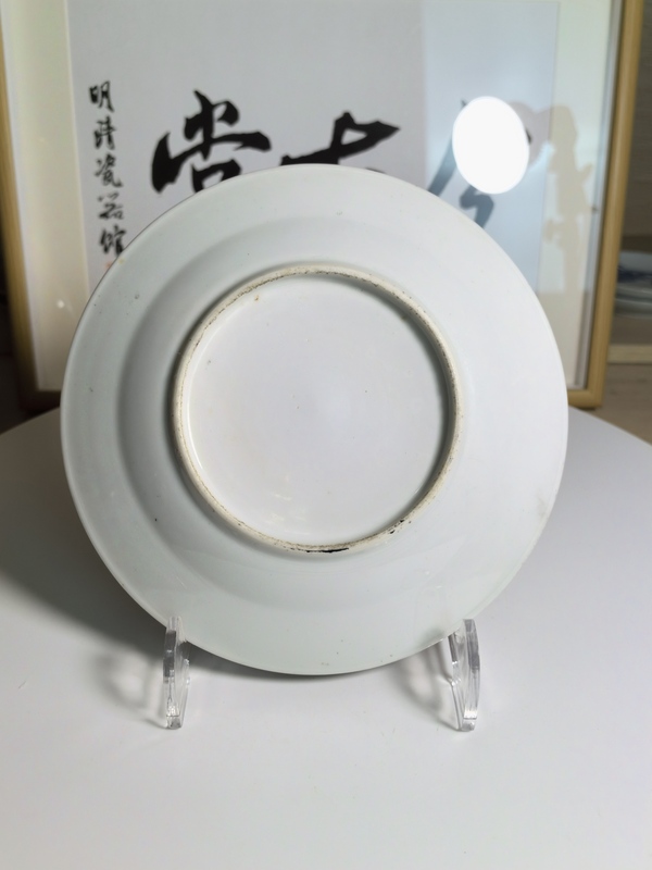 古玩陶瓷民國 極品墨地粉彩百花不落地紋折沿盤拍賣,當前價格1500元