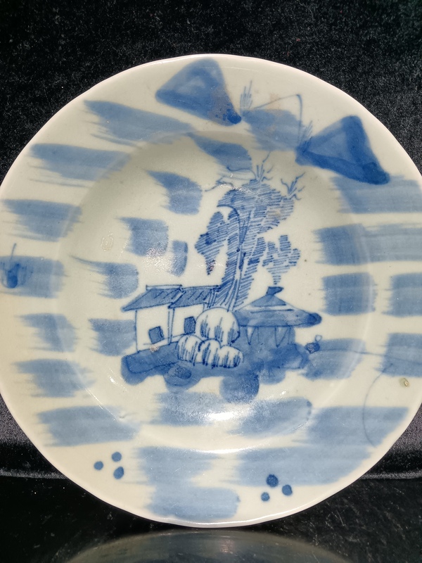 古玩陶瓷清中期豆青釉青花山水紋盤(pán)拍賣(mài),當(dāng)前價(jià)格1256元