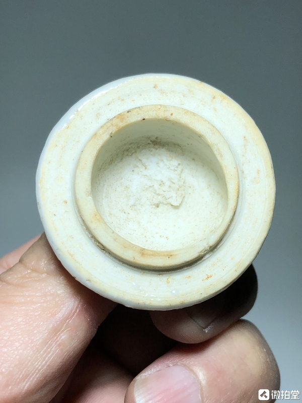 古玩陶瓷明末清初甜白釉蓋罐拍賣,當前價格2200元