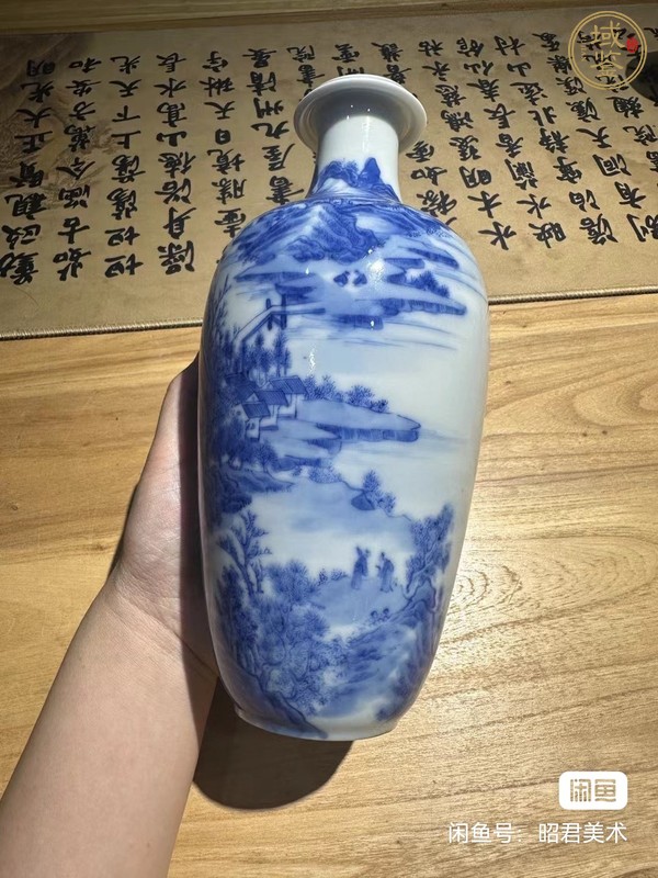 古玩陶瓷青花山水人物圖撇口瓶真品鑒賞圖