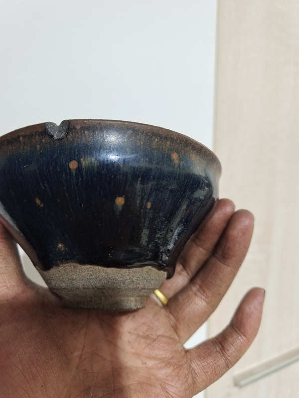 古玩陶瓷宋代建窯烏金釉藍毫束口盞拍賣,當前價格86000元