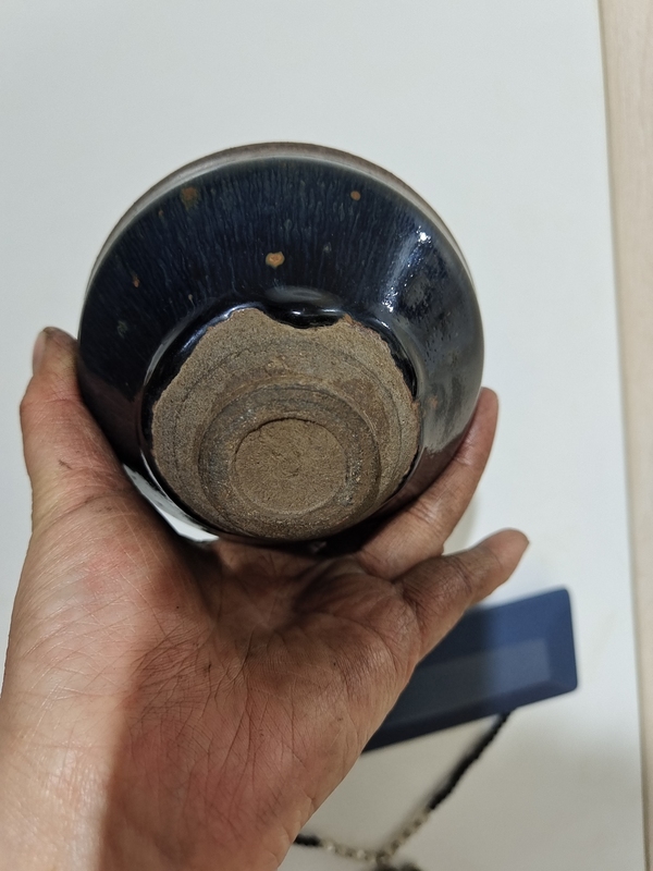 古玩陶瓷宋代建窯烏金釉藍毫束口盞拍賣,當前價格86000元